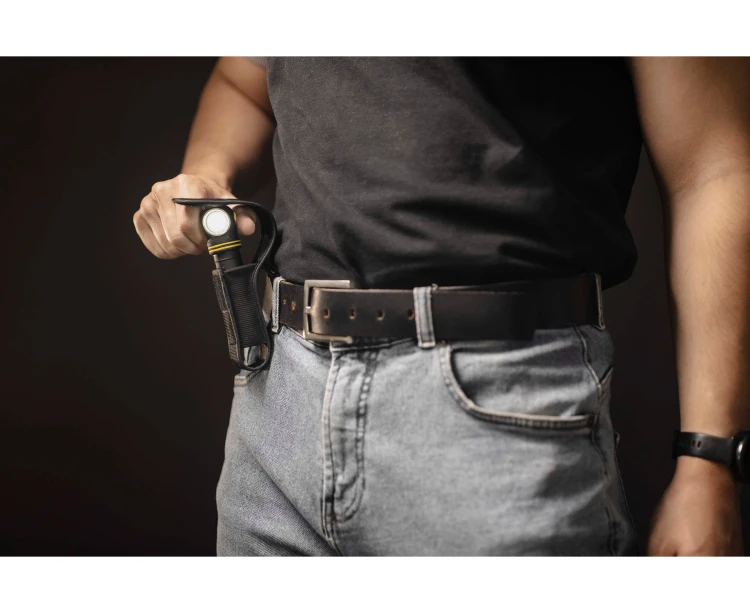Elf_C2_Max_holster_01_l411-1n.jpg